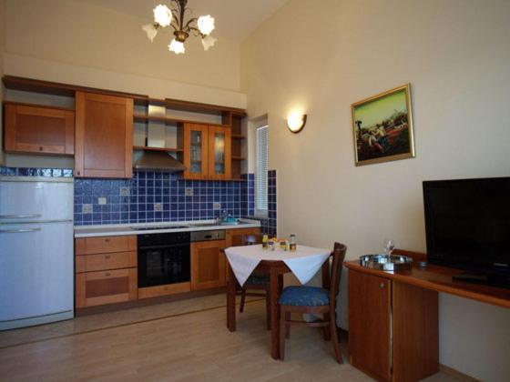 Studio Apartmani Bijeli Delfin Biograd Na Moru Esterno foto